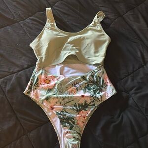One piece swimsuit